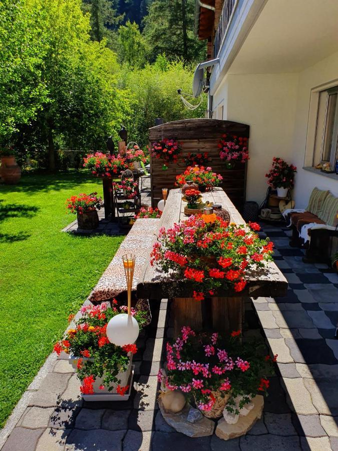 Aquarell Apartments Saas-Grund Kültér fotó